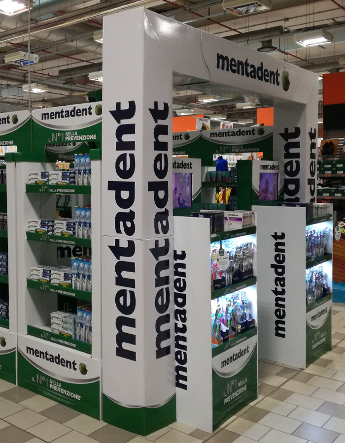 700x900-stand